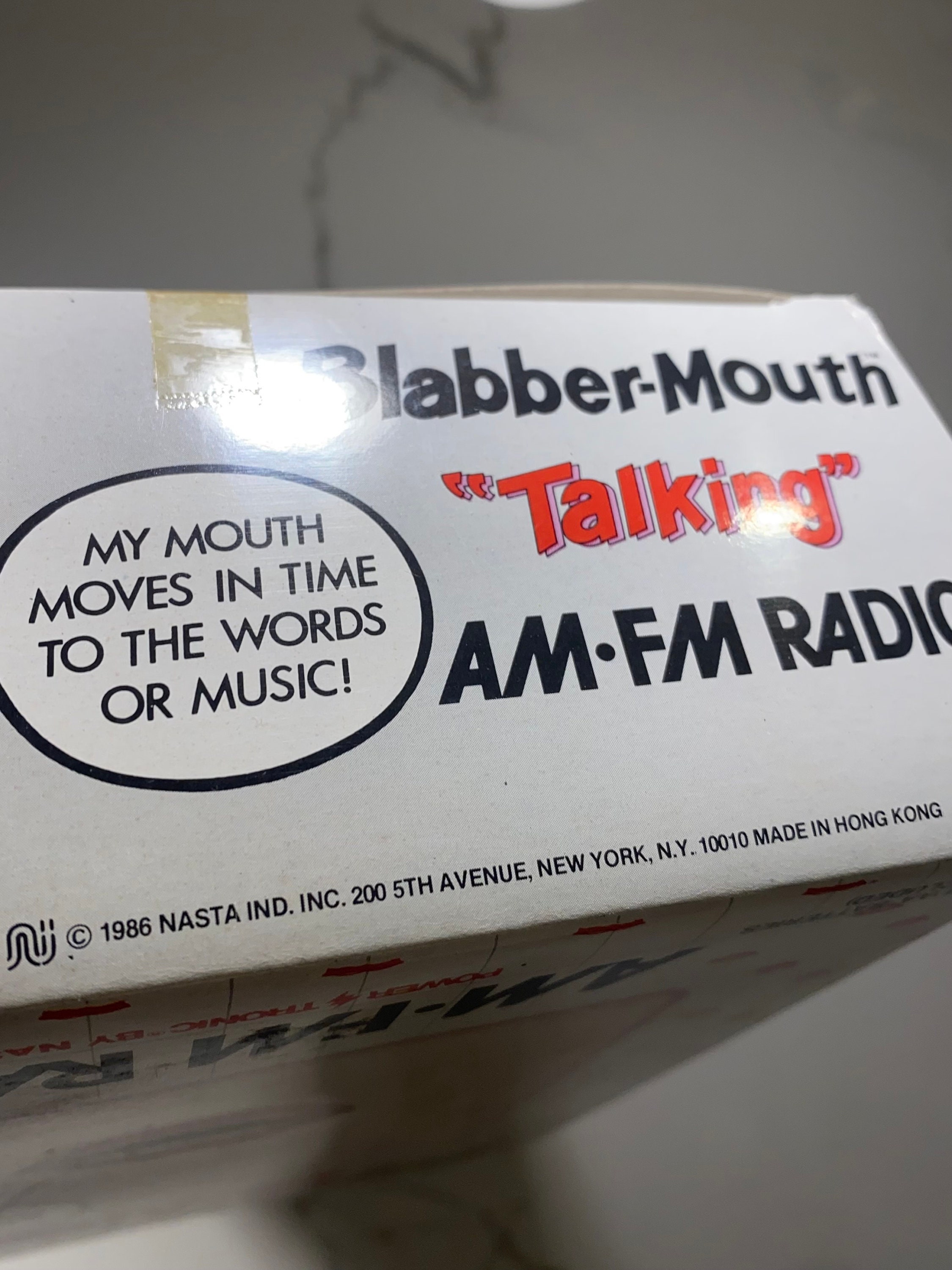 Vintage Blabber-mouth Talking AM/FM Radio 1986 New Old Stock