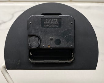 ヴィンテージ ニコライ・カネッティ デスククロック：1980年代 ポスト