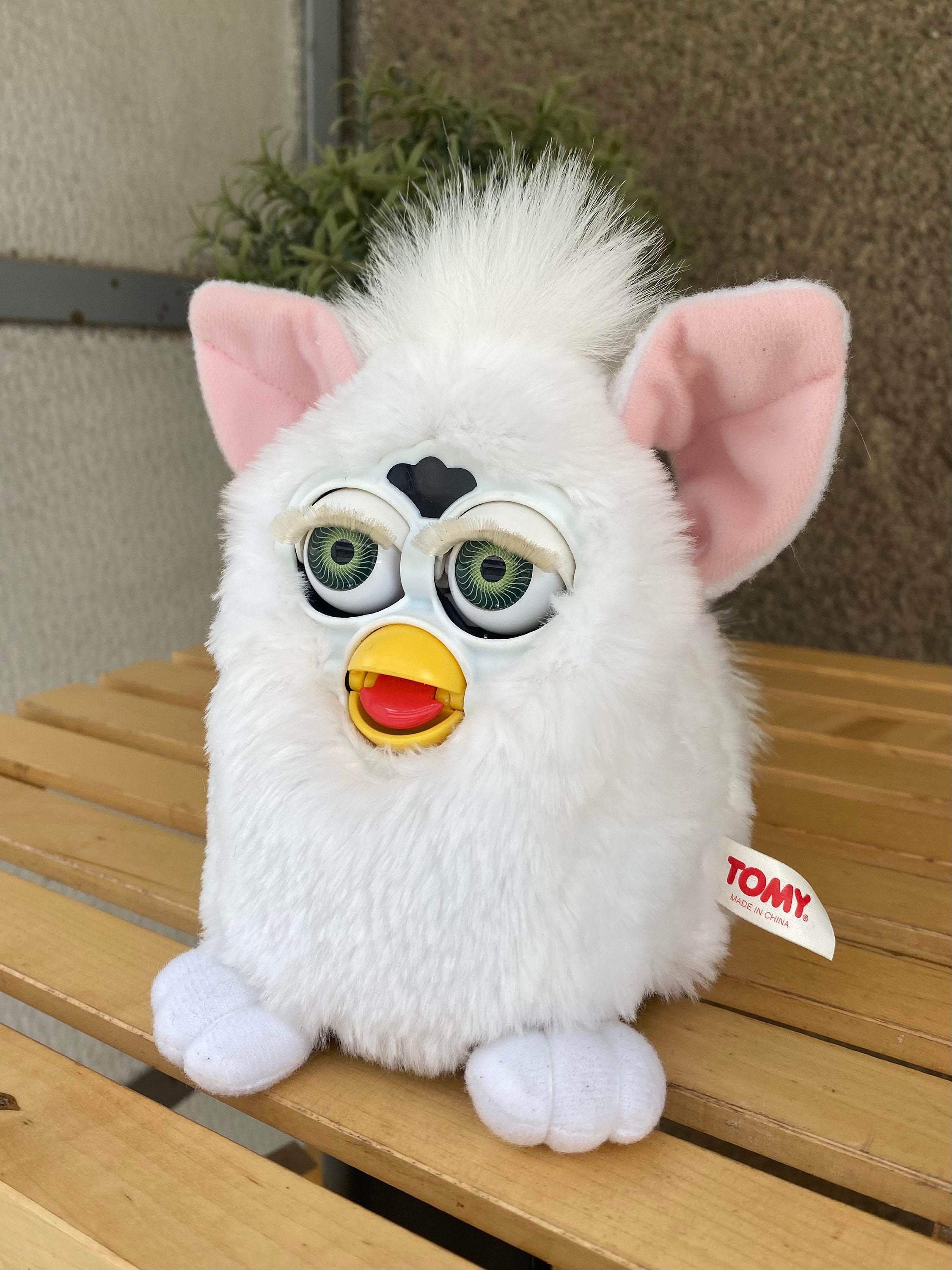 Furby Babies ホワイト TOMY Furby Babies 1999 White Pink Ears Furby Model 70-940 with