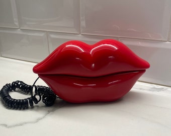 Vintage Red Lips phone 1990s WORKING, red pop art kitsch telephone unusual home decor