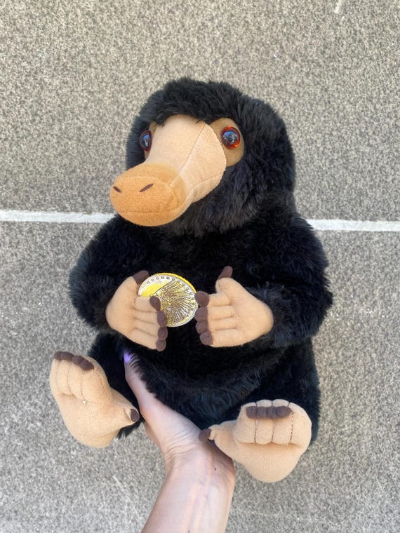 Retired Niffler Plush Toy, Fantastic Beasts Collector's Edition