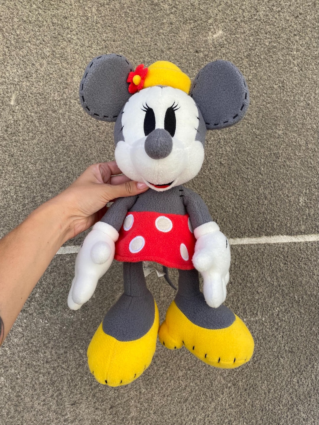 希少なヴィンテージ ミニーマウス グレー ぬいぐるみ 1990年代