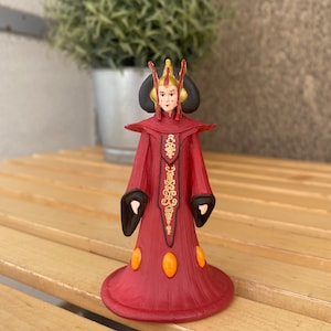 Queen Padmé Amidala Naberrie pvc figurine keychain for Star Wars collectors