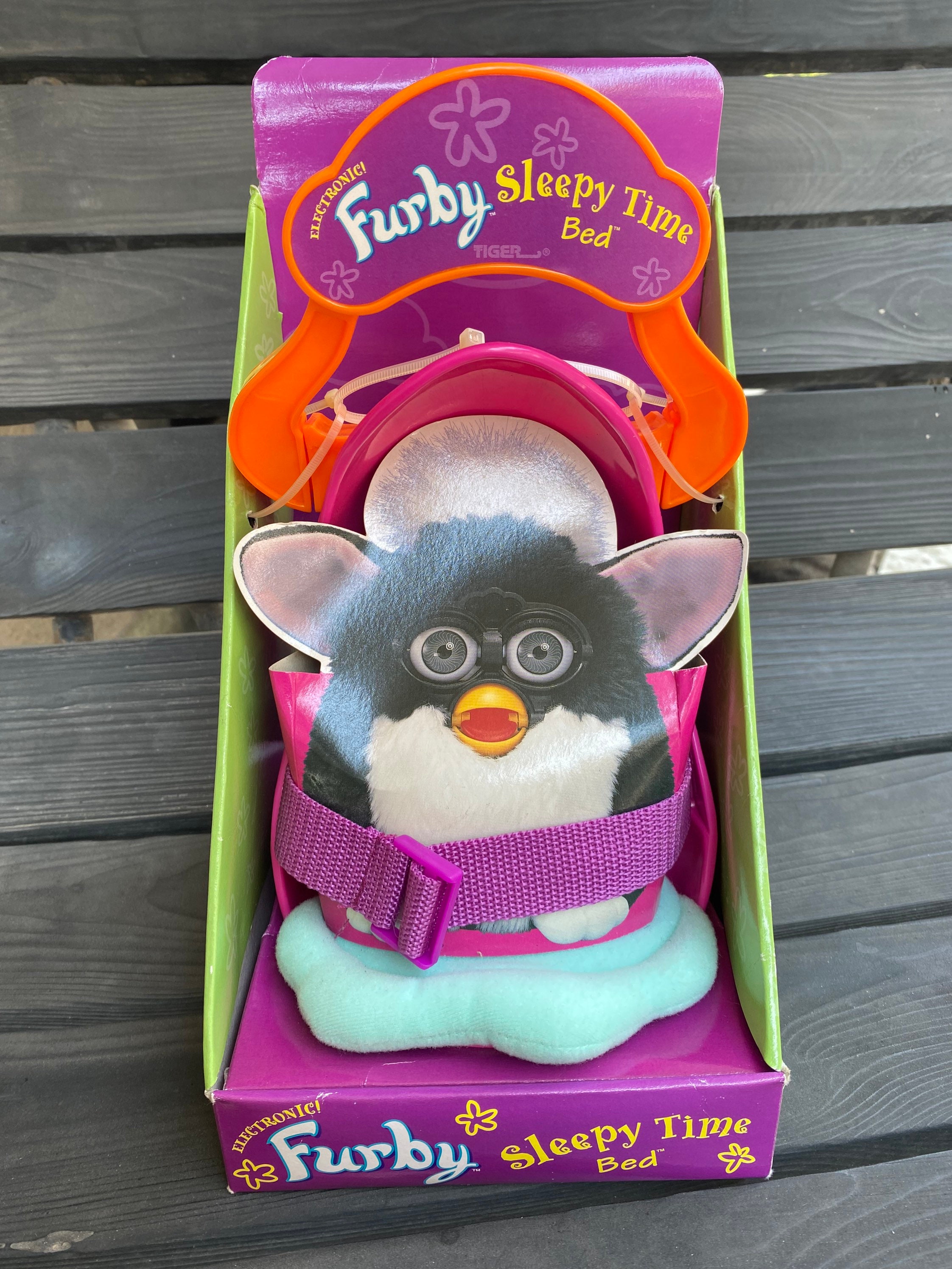 Furby Sleepy Time Bed 1999 Vintage New in a Box Sealed Tiger