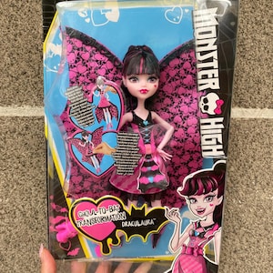 Alte Monster High Draculaura Puppe Ghoul-to-Bat 2015 new old stock in Box Mattel