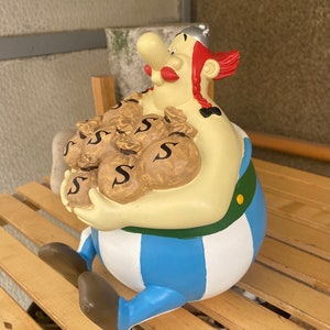Vintage Obelix pvc money bank 2004, collectable Asterix and Obelix characters, kids coin bank