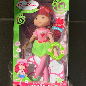 Vintage Strawberry Shortcake Berry soft doll 2006 new in box, strawberry scented soft body big doll plush Playmates
