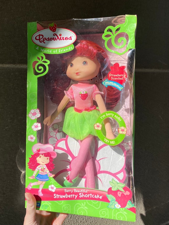 Vintage Strawberry Shortcake Soft Doll, Strawberry Scented New in Box