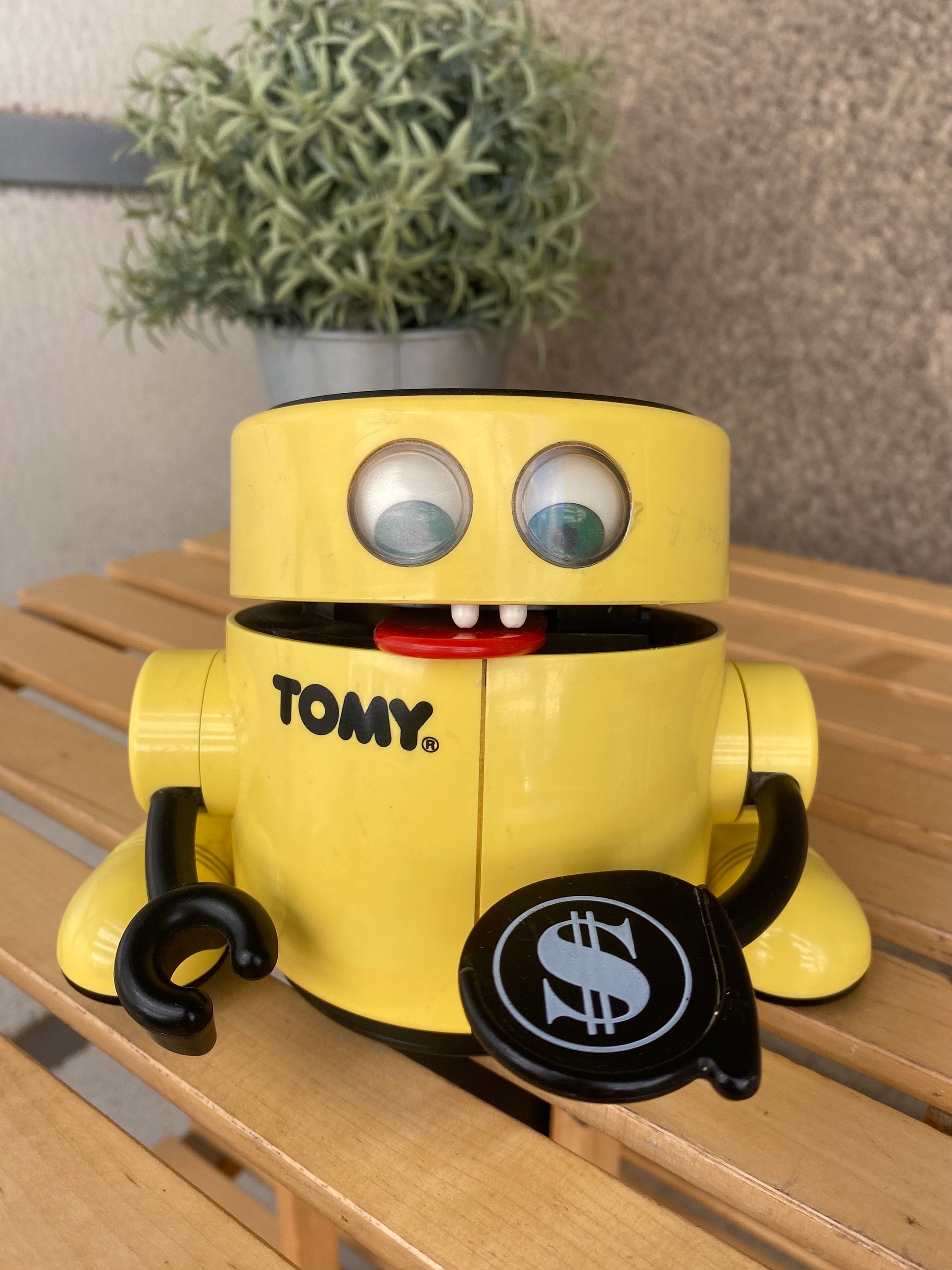 Rare Mr Money Automatic Bank Robot 1987 by Tomy WORKING, Vintage