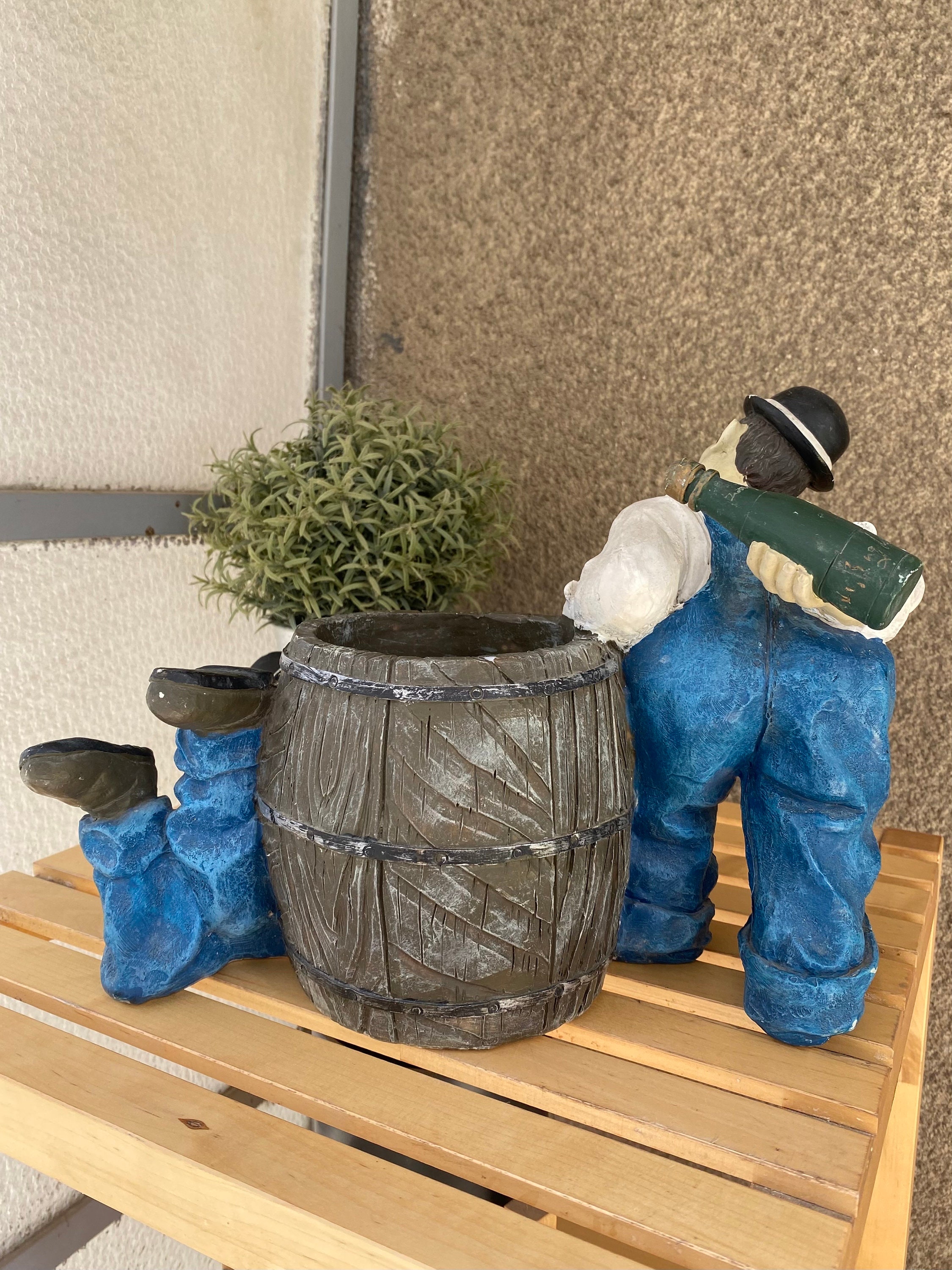 Vintage Laurel and Hardy Resin Figurine: Collectible Shelf