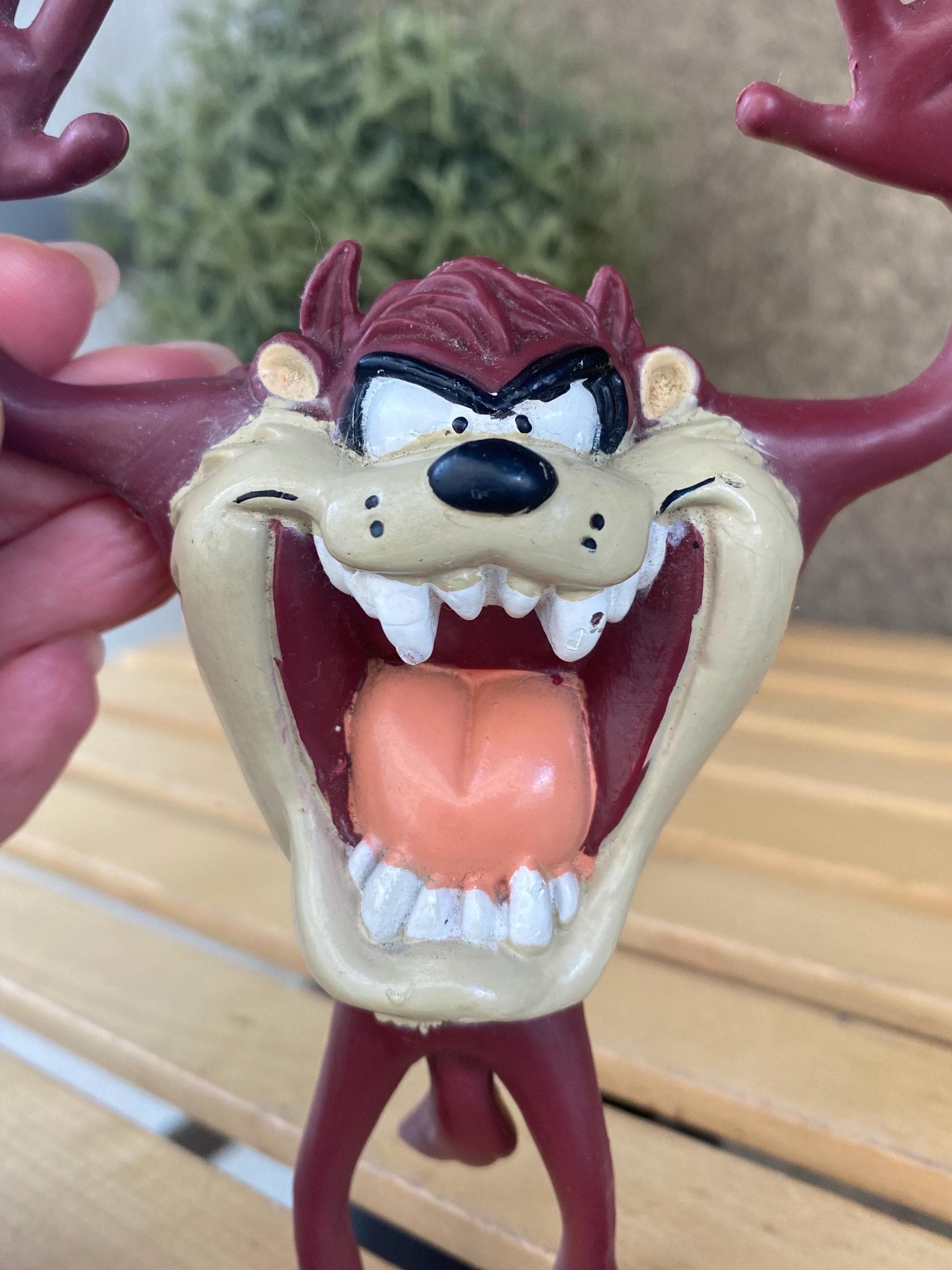 Vintage Tasmanian Devil Bendy Figure: 1990s Looney Tunes