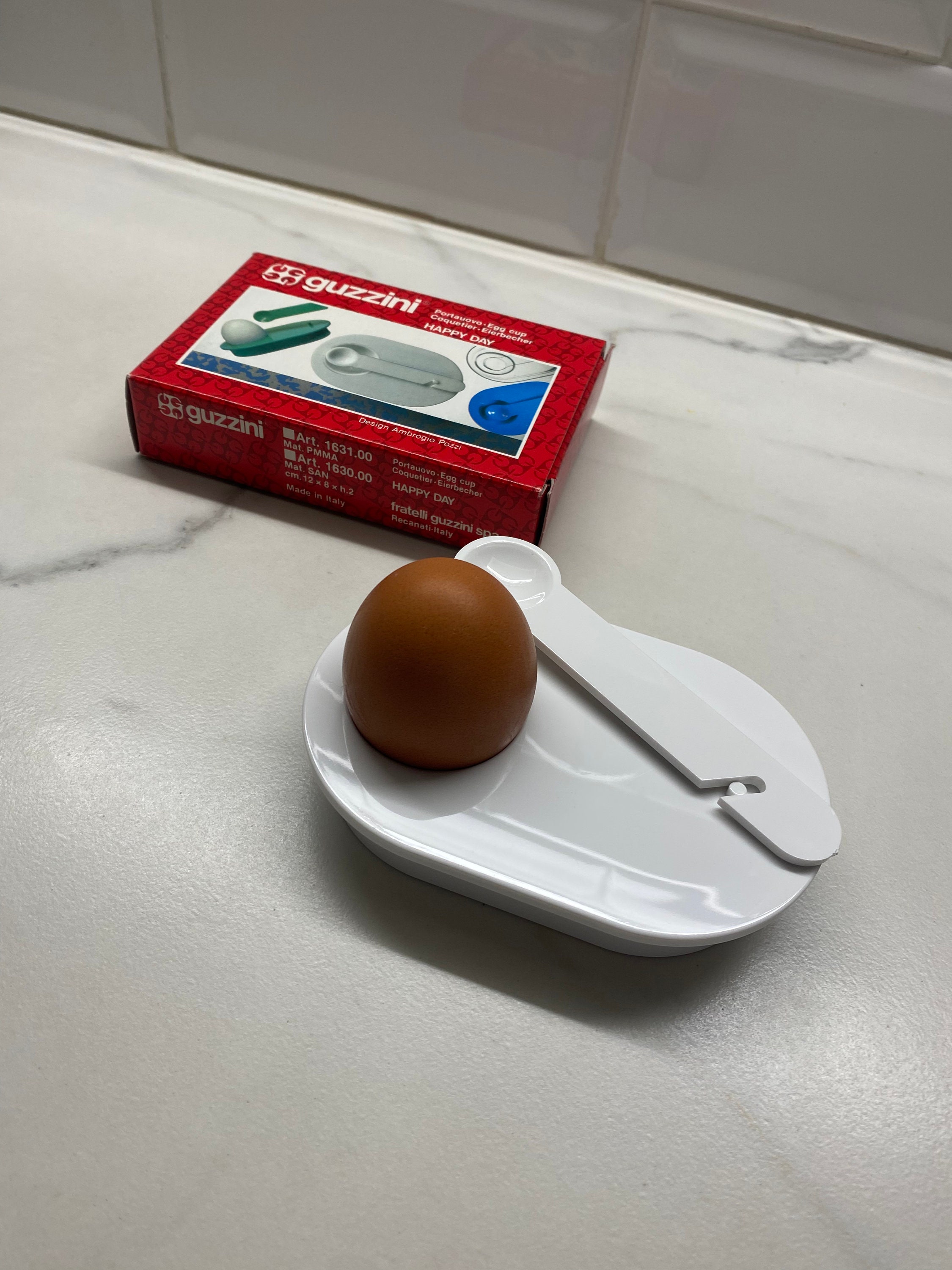 ヴィンテージ　エッグカップ　不透明白カップ　年代物 ヴィンテージ グッツィーニ エッグカップ ヴィンテージ ホワイト