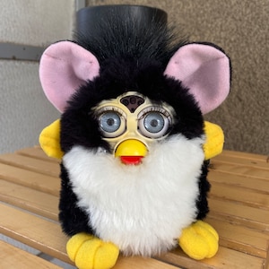 非常に珍しいファービー 偽ダビー 1998 ジャンク　DUBBY 非常に珍しいファービー 偽ダビー 1998 ジャンク DUBBY - メルカリ