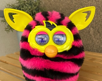 ファービー ピンク・黒の斑点 新品です。 hq720.jpg?sqp=-