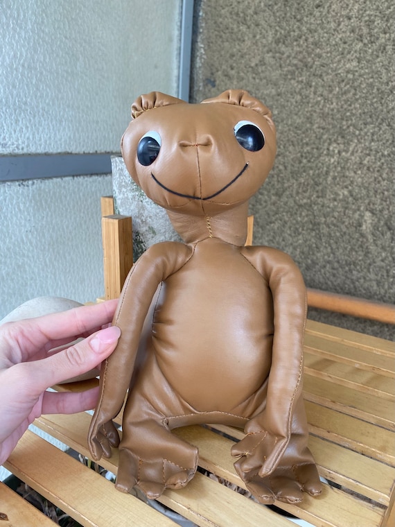 peluche jouet et poupée extraterrestre pelucheuse Maroc
