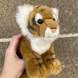 Mała pluszowa zabawka Tygrysek 1986 WWF & Anna Club Pluszowa, stara, słodka wypchana realistyczna zabawka na prezent