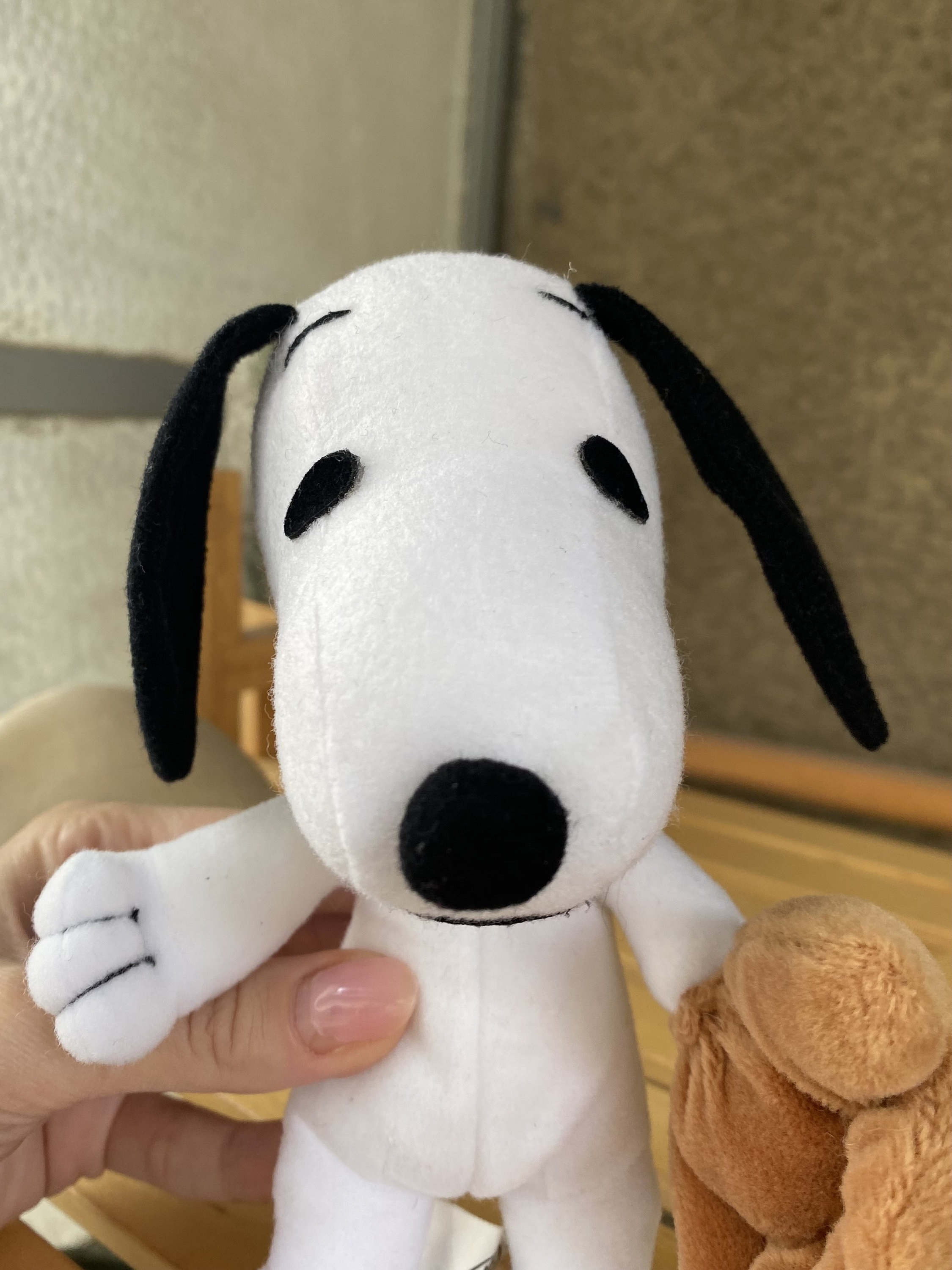Peluche Snoopy beisbolista 28 cm paradoPeluches
