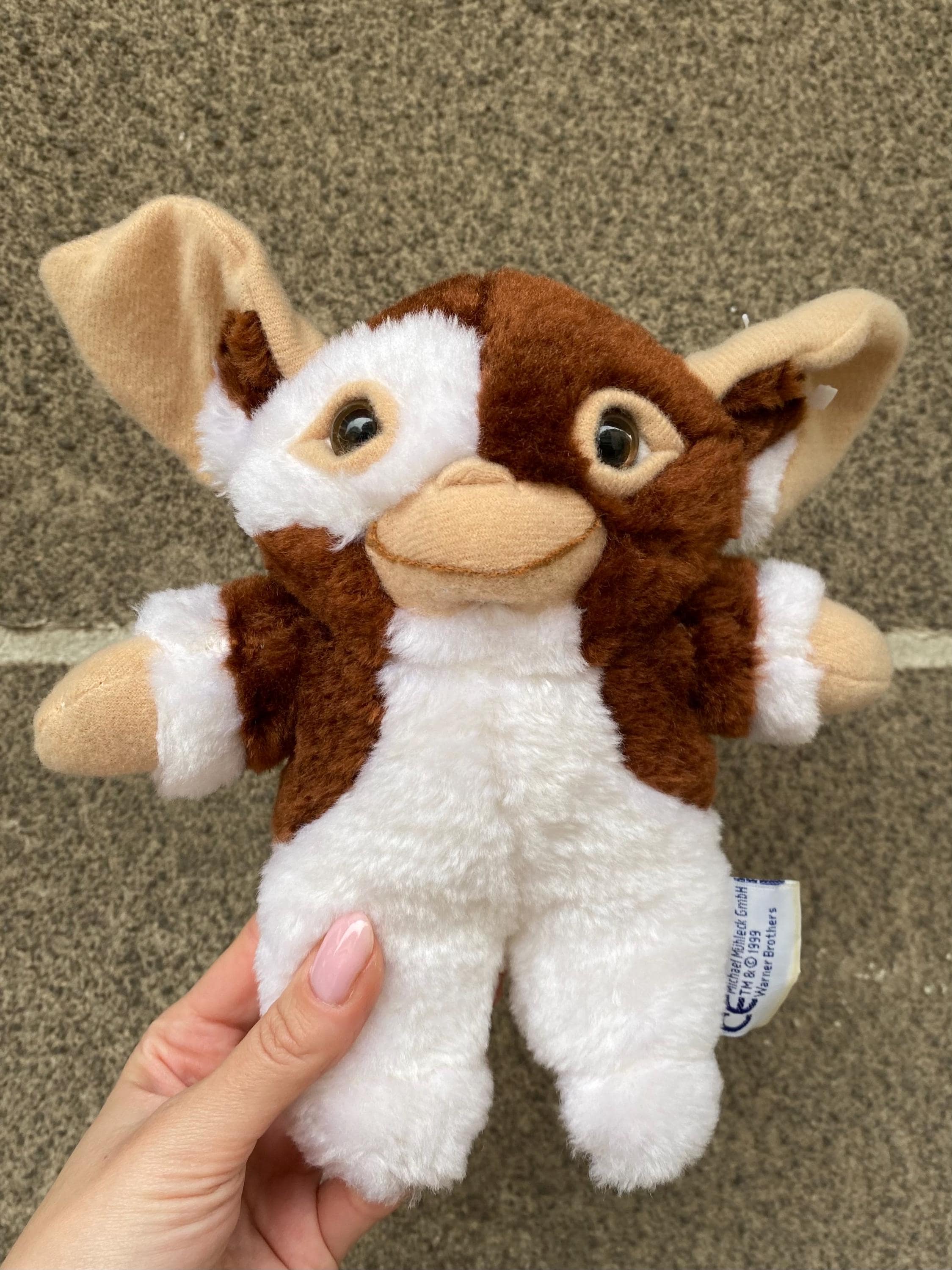 Vintage Gizmo Gremlins Plush Toy by Michael Muhleck 1999
