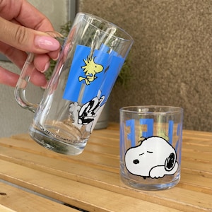 Rare vintage Snoopy & Woodstock set of 2 drinking glasses 1958 1965, Peanuts Snoopy cute tumblers for collectors