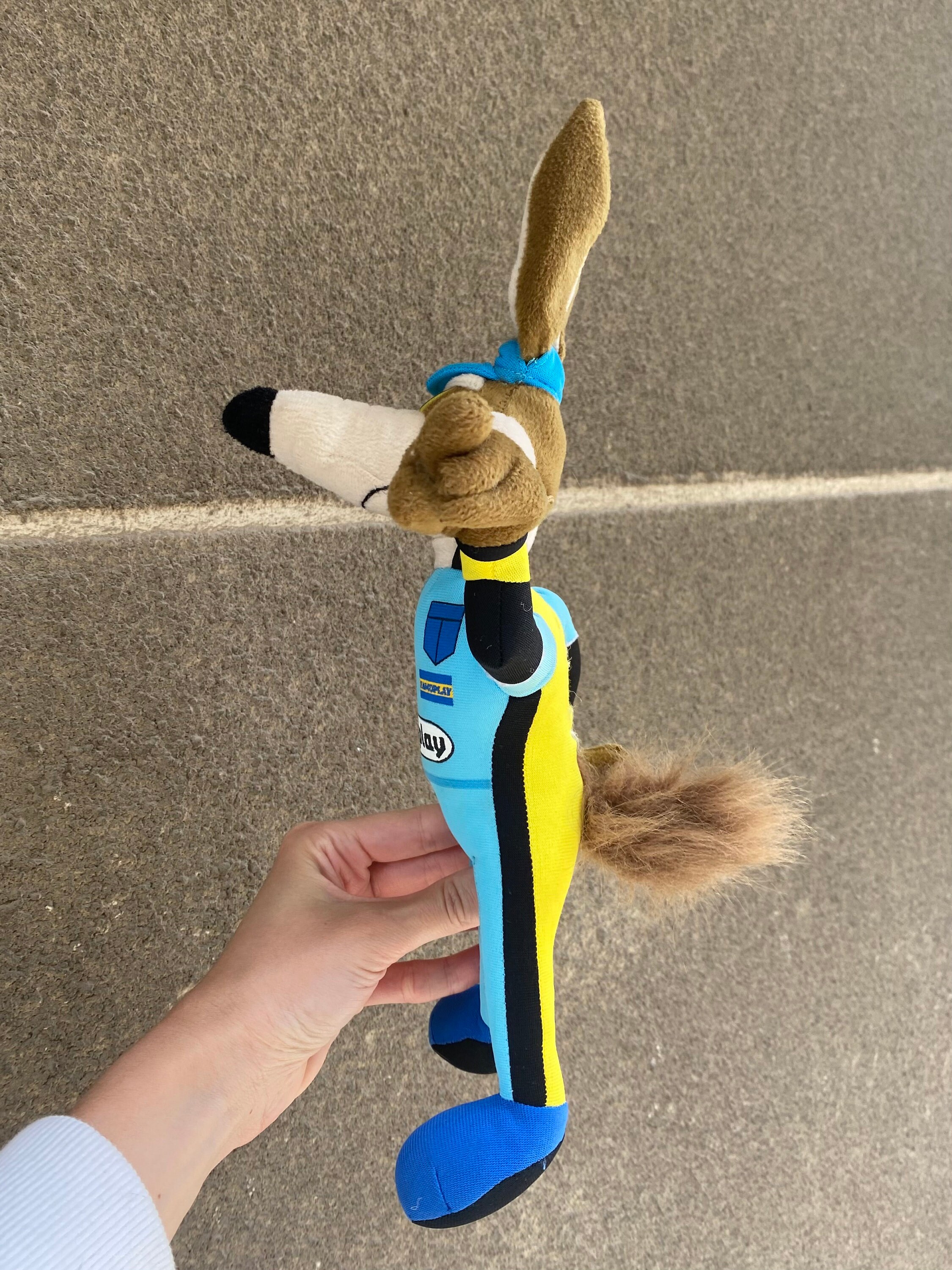 ワイリー・コヨーテ ぬいぐるみ ビンテージ90sタグ付き ワイリー・コヨーテ ぬいぐるみ ビンテージ90sタグ付き