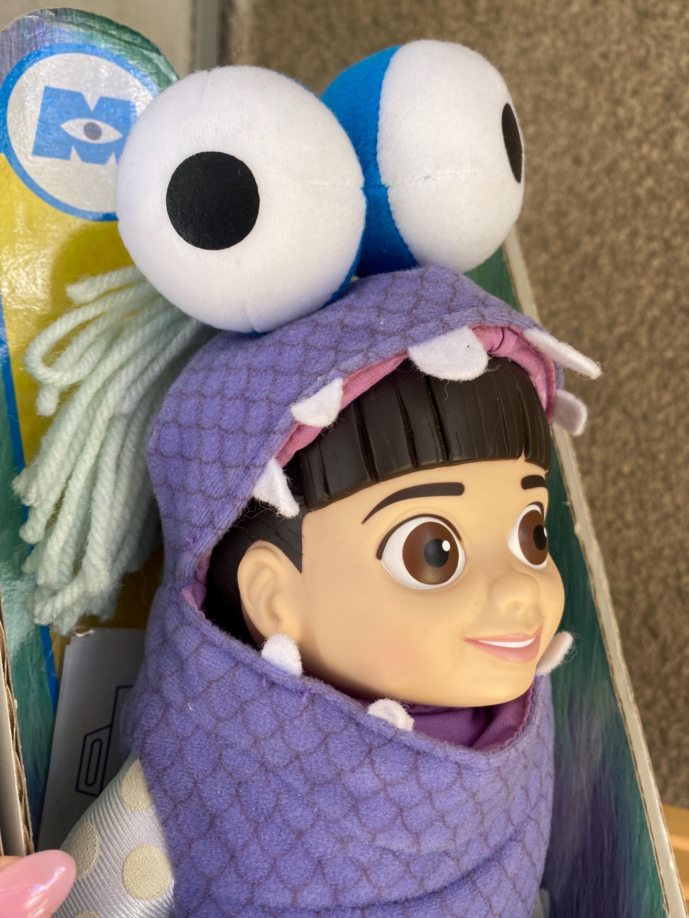 希少な2001年モンスターズ・インク ブーぬいぐるみ：電子音付き、新品