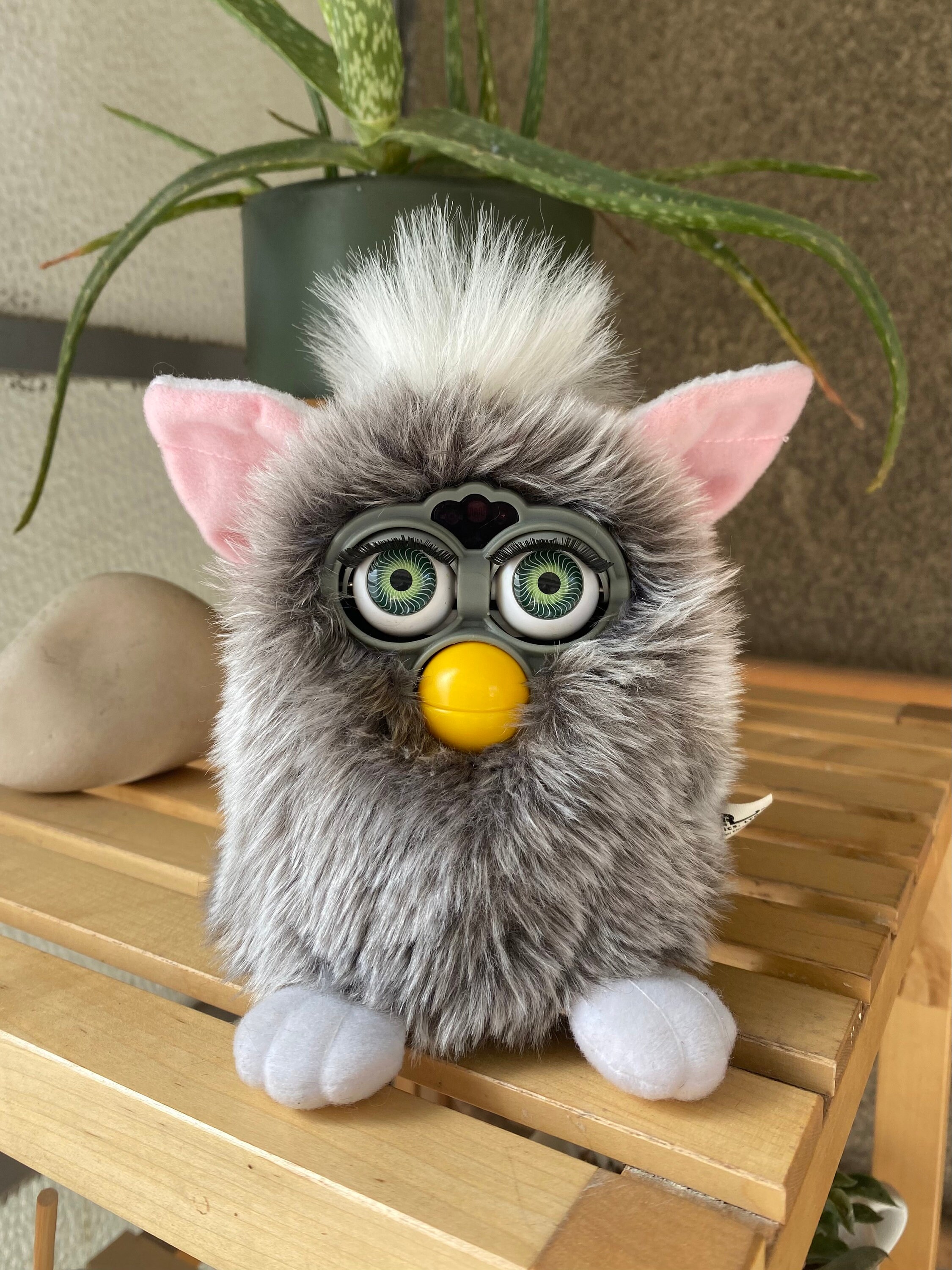 Grey & Silver Furby Owl 1998 WORKING (read), Fluffy Vintage Grey & Silver Furby Owl 1998 WORKING (read), Fluffy Vintage