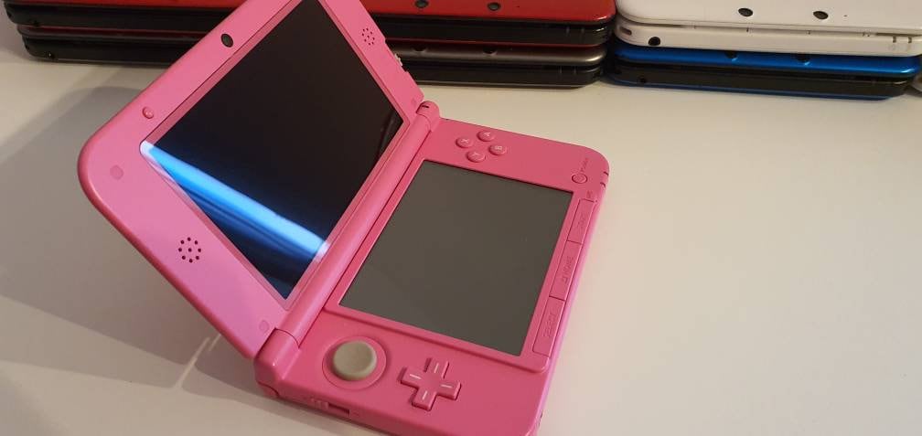 Nintendo DSi Portable Pink Console, Beautiful Body + Working Good, From  Japan