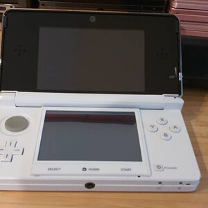 Nintendo 3ds holder sales