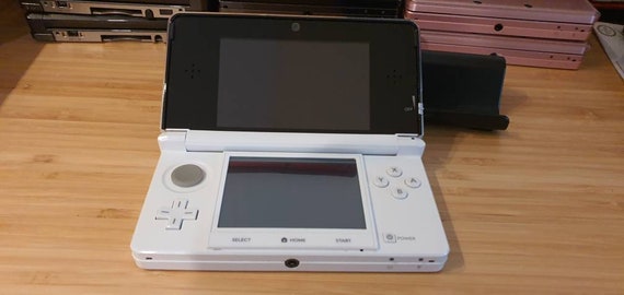 Buy Custom Nintendo 3ds White With Free Games. Online - Etsy