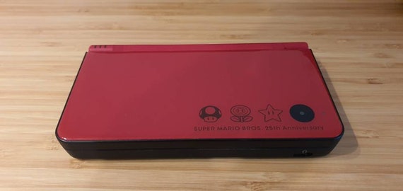 Dsi XL Mario Limited Edition. Met Games. - Etsy