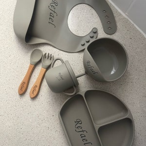 Personalized Feeding Weaning Gift Set Silicone Baby Custom Includes Silicone Wooden Spoon and Fork, Suction Bowl, Additional Bib and Plate