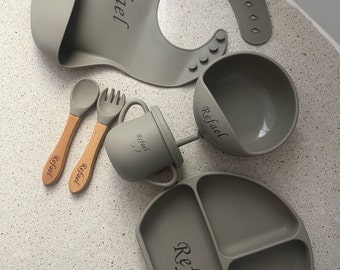 Set repas silicone bébé avec personnalisation cadeau parfait : couverts en bois silicone, bol ventouse | option bavoir, assiette, tasse