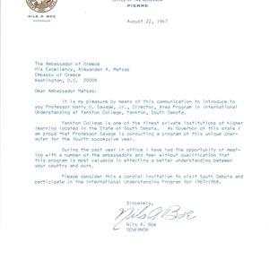 Membrete oficial del gobernador de Dakota del Sur firmado por Nils A. Boe 1967 TK1-P11