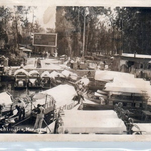 Xochimilco Mexico - Original RPPC Postcard TJ7-MP