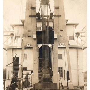 Gold Dredge in Kalifornien - Original Postkarte RPPC TJ8-4