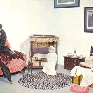 Vecchie bambole al Museo dei giocattoli di ieri Fernando Rodriguez Home Postcard PB10