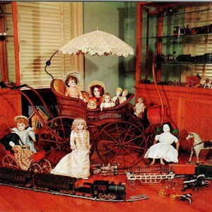 Mostra di bambole e giocattoli Museo di Staten Island HS NY Cartolina originale PB9