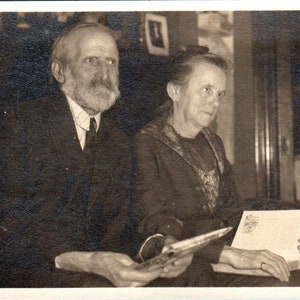 Portret starszego mężczyzny i kobiety RPPC Real Photo Postcard PB1