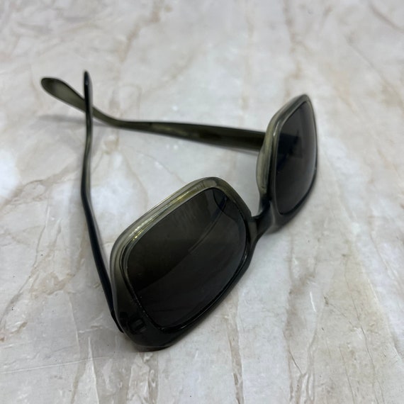 Retro Oversize Gray Ombré Senator Sunglasses Eyeg… - image 2