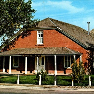 Casa delle bambole Medora - Cartolina originale Medora ND PB9