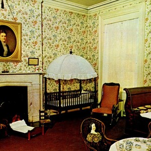 Carte postale originale PB9, lieu de naissance de Theodore Roosevelt, NYC, chambre d'enfant avec lit de bébé original