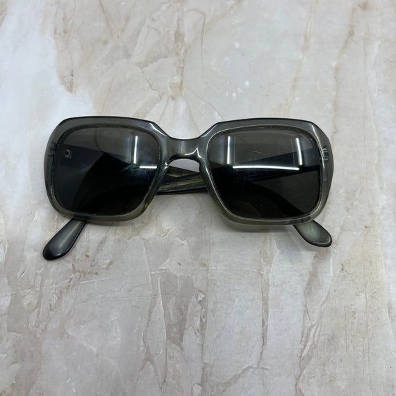 Retro Oversize Gray Ombré Senator Sunglasses Eyeg… - image 1