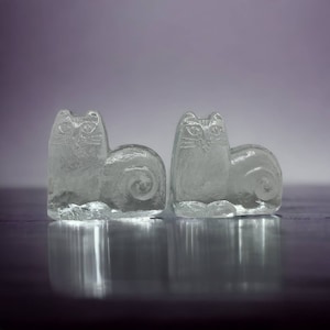 Lisa Larson &#39;Djur i Frihet&#39;, Crystal Cat Royal Krona Bookends Set of 2 TK1