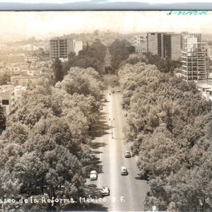 Paseo De La Reforma México - Cartão postal RPPC original TJ7-MP