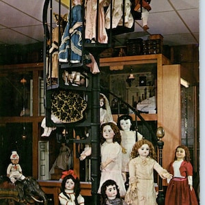 Museo delle bambole di Mary Merritt Scala circolare francese Cartolina originale PB4