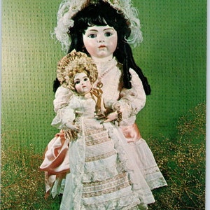Bru bambola francese con Baby Yesteryears Museum Sandwich MA cartolina originale PB6