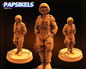 COLONIAL LAWIN Class Space Fighter Pilot Cpl Nicole Ferrero|Wargame|Tabletop|RPG|20 mm|28 mm|32 mm|Miniature|SCIFi|Future|Scale||6 mm miniature