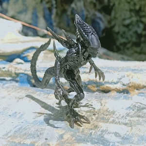 alien deadly impaler |Wargame|Tabletop|RPG|20 mm|28 mm|32 mm|Miniature|SCIFi|Future|Scale|Infantry|unpainted resin figures
