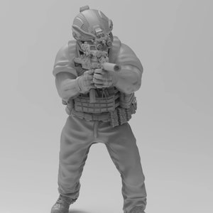 High Risk Contractor|6mm Miniature|DnD
