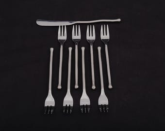 Vintage Gourmet Settings Exotique Platinum Seafood Fork Set – Wavy Handle Stainless Flatware